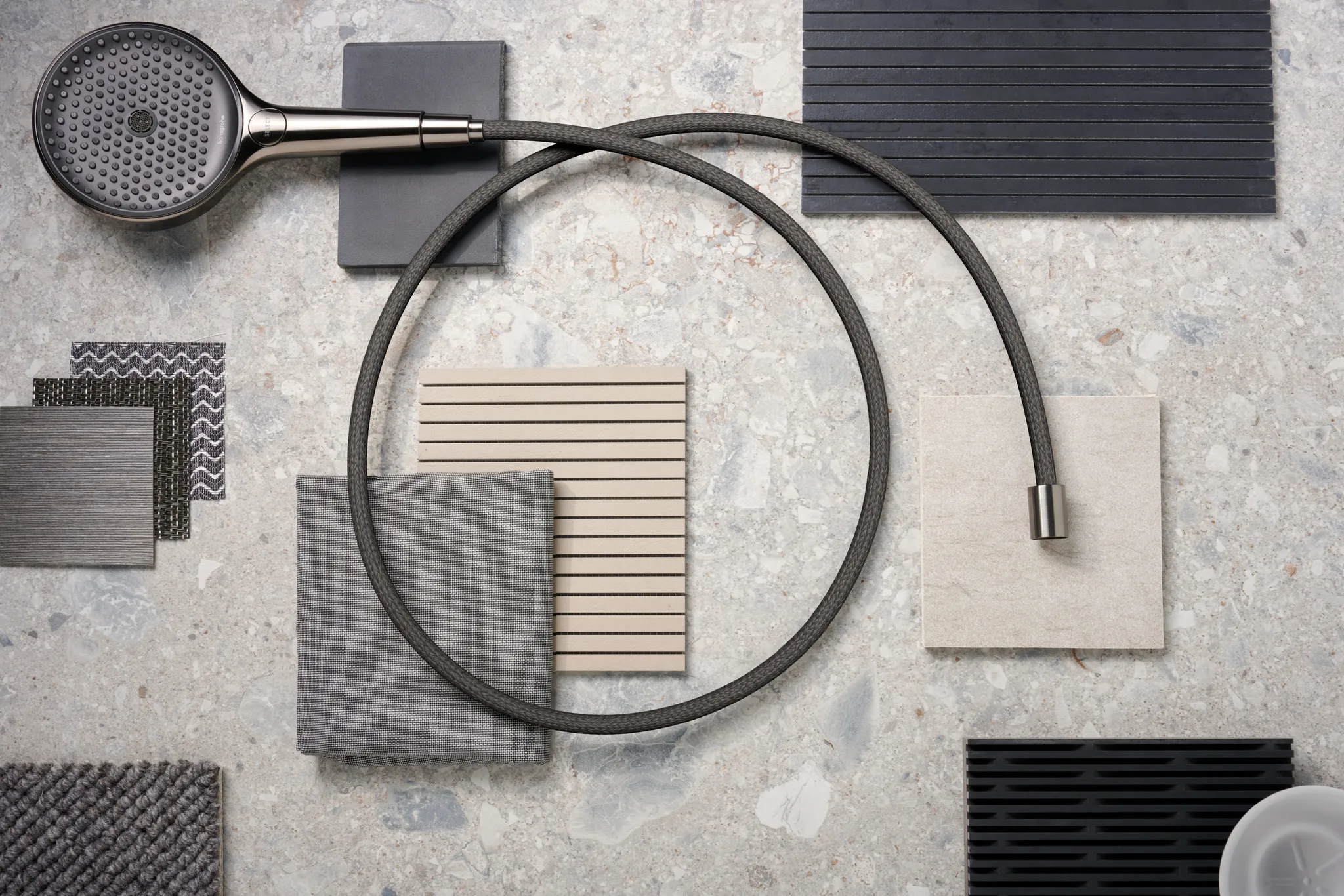 Hansgrohe Rainfinity Handbrause 130 3jet EcoSmart, Brushed Black Chrome Hansgrohe Rainfinity Handbrause 130 3jet EcoSmart, Brushed Black Chrome