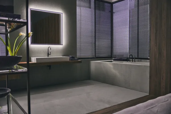 Ideal Standard Joy Armaturen JOY Atelier Collections Joy Arm 4-Loch Wannenrandarmatur mit Auslauf Stab-Handbrause Umsteller Magnetic Grey Ideal Standard Joy Armaturen JOY Atelier Collections Joy Arm 4-Loch Wannenrandarmatur mit Auslauf Stab-Handbrause Umsteller Magnetic Grey