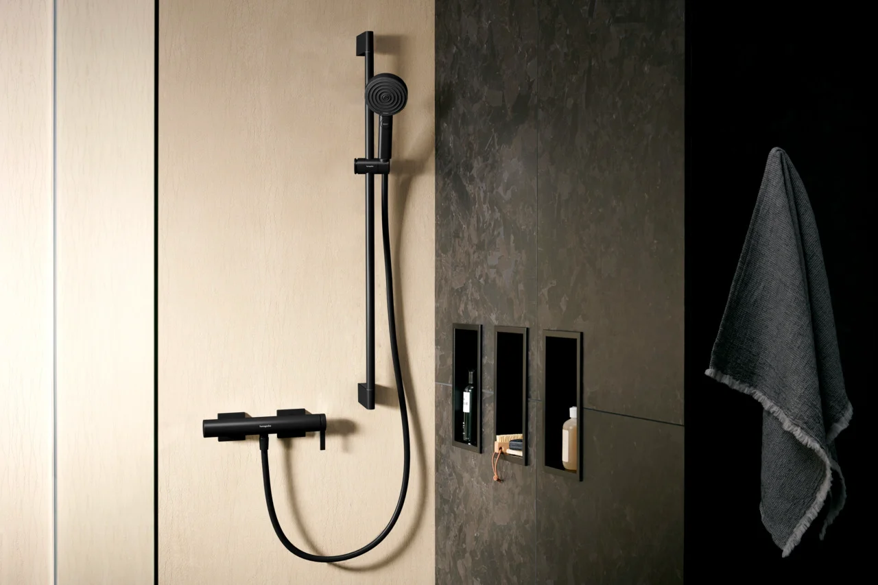 Hansgrohe Pulsify Select S Brauseset 105 mm, 3 Strahlarten, Mattschwarz, 90 cm Brausestange
