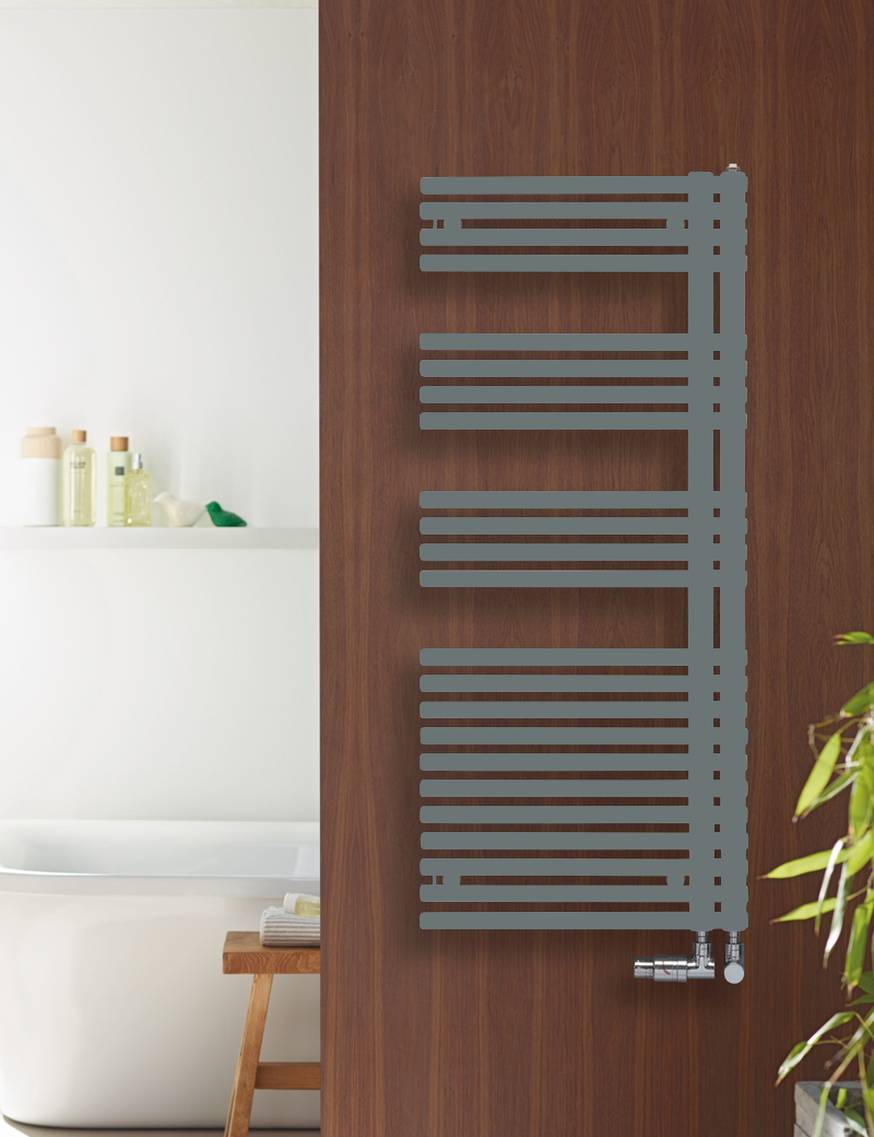 Zehnder Design-Heizkörper „Forma Asym“ für Warmwasser-Zentralheizung mit 50 mm-Seitenanschluss 49,6 × 116,1 cm in Blue Grey (RAL 7031) Zehnder Design-Heizkörper „Forma Asym“ für Warmwasser-Zentralheizung mit 50 mm-Seitenanschluss 49,6 × 116,1 cm in Blue Grey (RAL 7031)