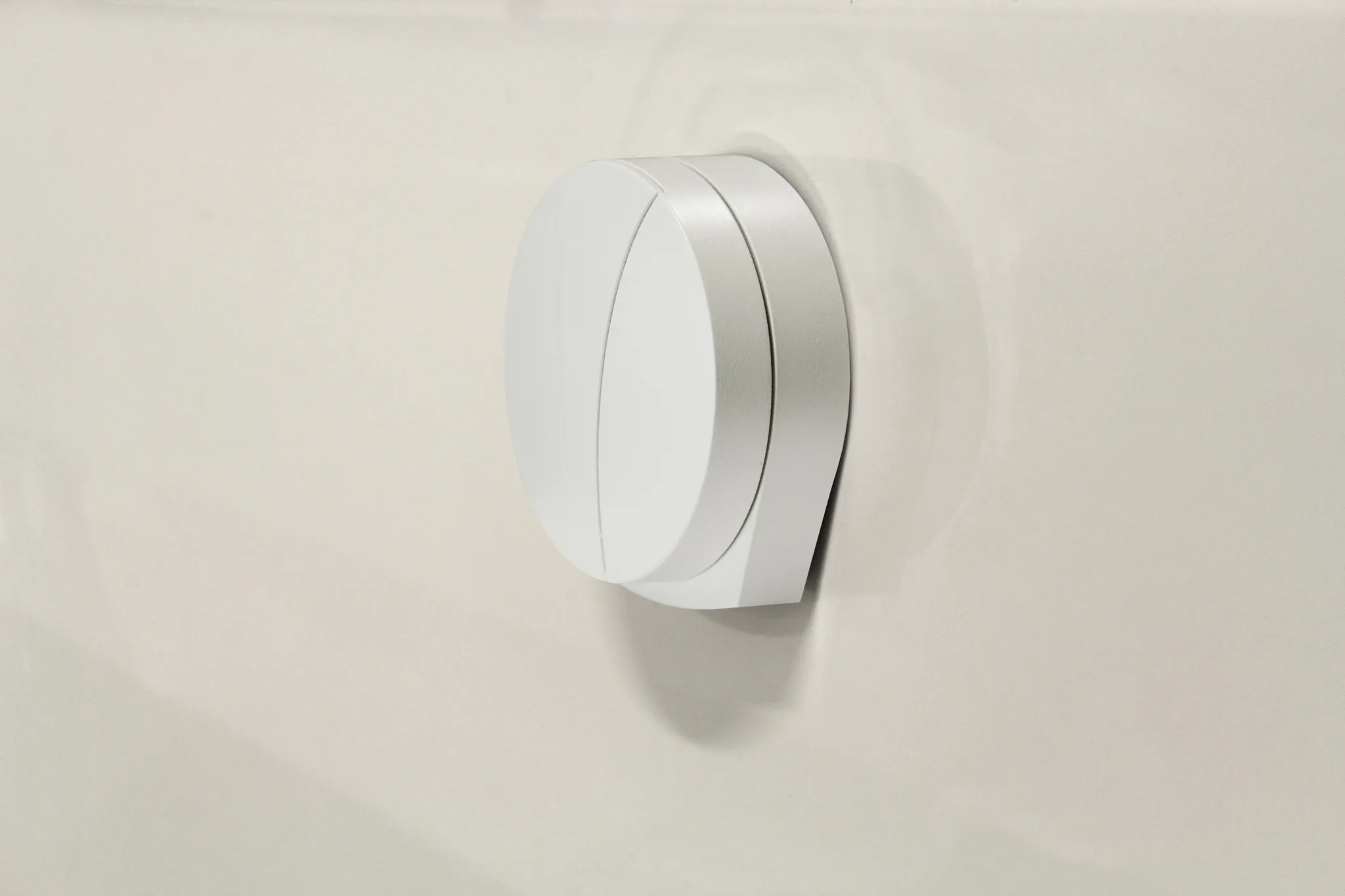 Hoesch Wanneneinlauf mit Spezial-Ab-/Überlaufarmatur 7 cm in Weiß Hoesch Wanneneinlauf mit Spezial-Ab-/Überlaufarmatur 7 cm in Weiß