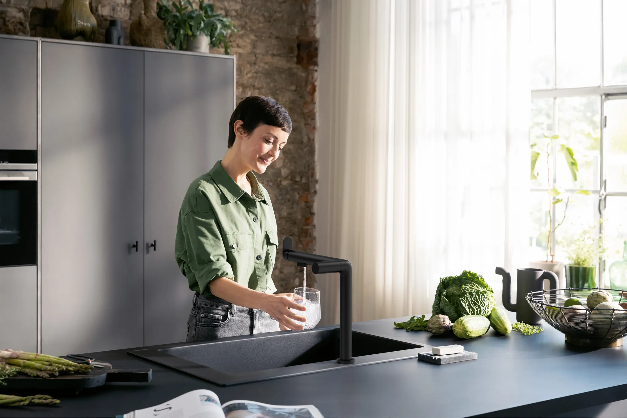 Hansgrohe Aqittura M91 SodaSystem 240 Starter Set, 1jet, Mattschwarz, 35 mm Hahnlochbohrung, Laminarstrahl, 6,5 l/min Durchfluss