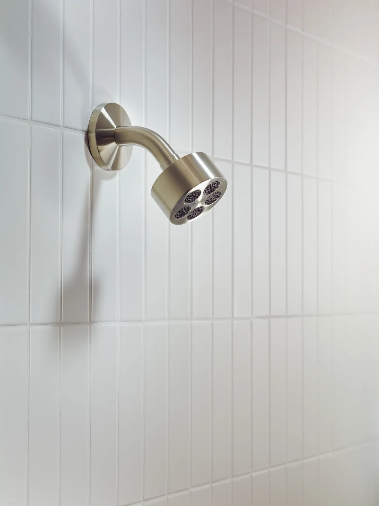 Hansgrohe AXOR One Kopfbrause 75 1jet EcoSmart Brushed Nickel, 73 mm Brausekopfgröße, PowderRain Strahlart, 8,7 l/min Durchflussmenge, verstellbarer Winkel, abnehmbare Kopfbrause, für Durchlauferhitzer geeignet Hansgrohe AXOR One Kopfbrause 75 1jet EcoSmart Brushed Nickel, 73 mm Brausekopfgröße, PowderRain Strahlart, 8,7 l/min Durchflussmenge, verstellbarer Winkel, abnehmbare Kopfbrause, für Durchlauferhitzer geeignet