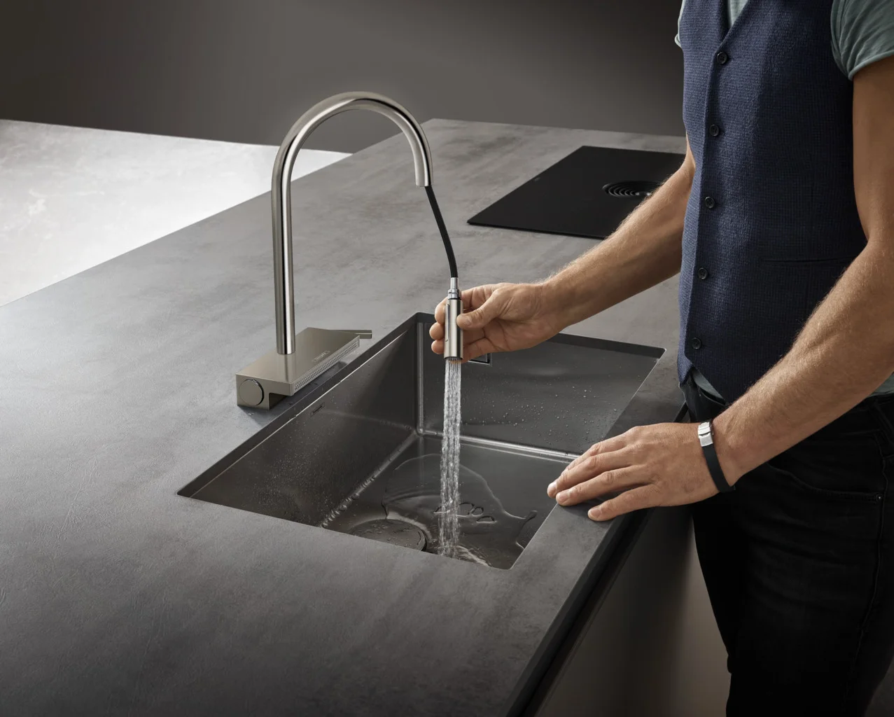 Hansgrohe Aquno Select M81 - Einhebel-Küchenmischer mit Ausziehbrause, Edelstahl-Optik, ComfortZone 170, 3 Strahlarten, sBox-Schlauchführung, Hahnlochbohrung 35 mm