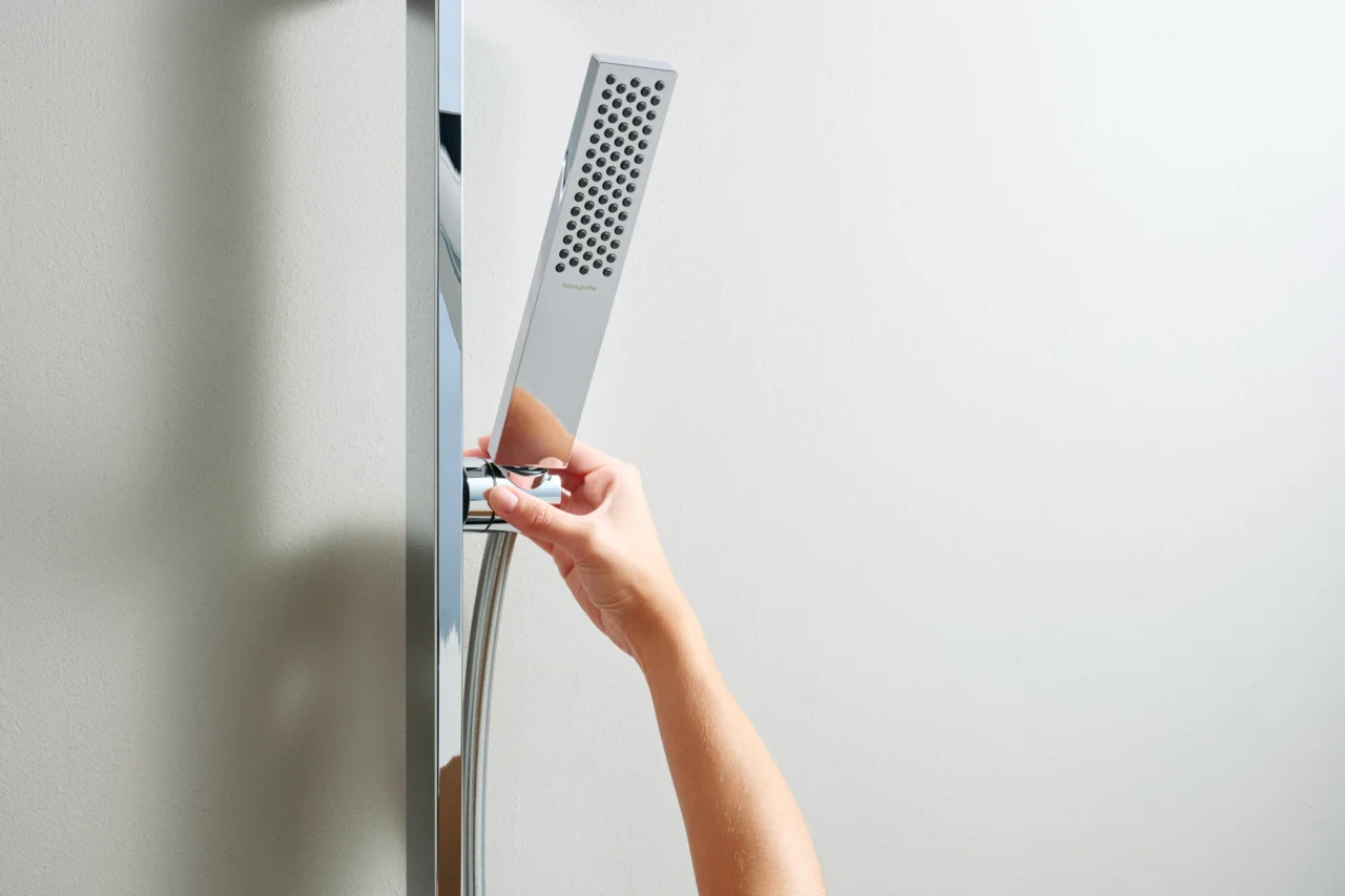 Hansgrohe Pulsify E Stabhandbrause 1jet EcoSmart+ Chrom, 100 x 25 mm, PowderRain Strahlart, QuickClean, max. Durchfluss 5 l/min ab 3 bar, Anschluss G 1/2