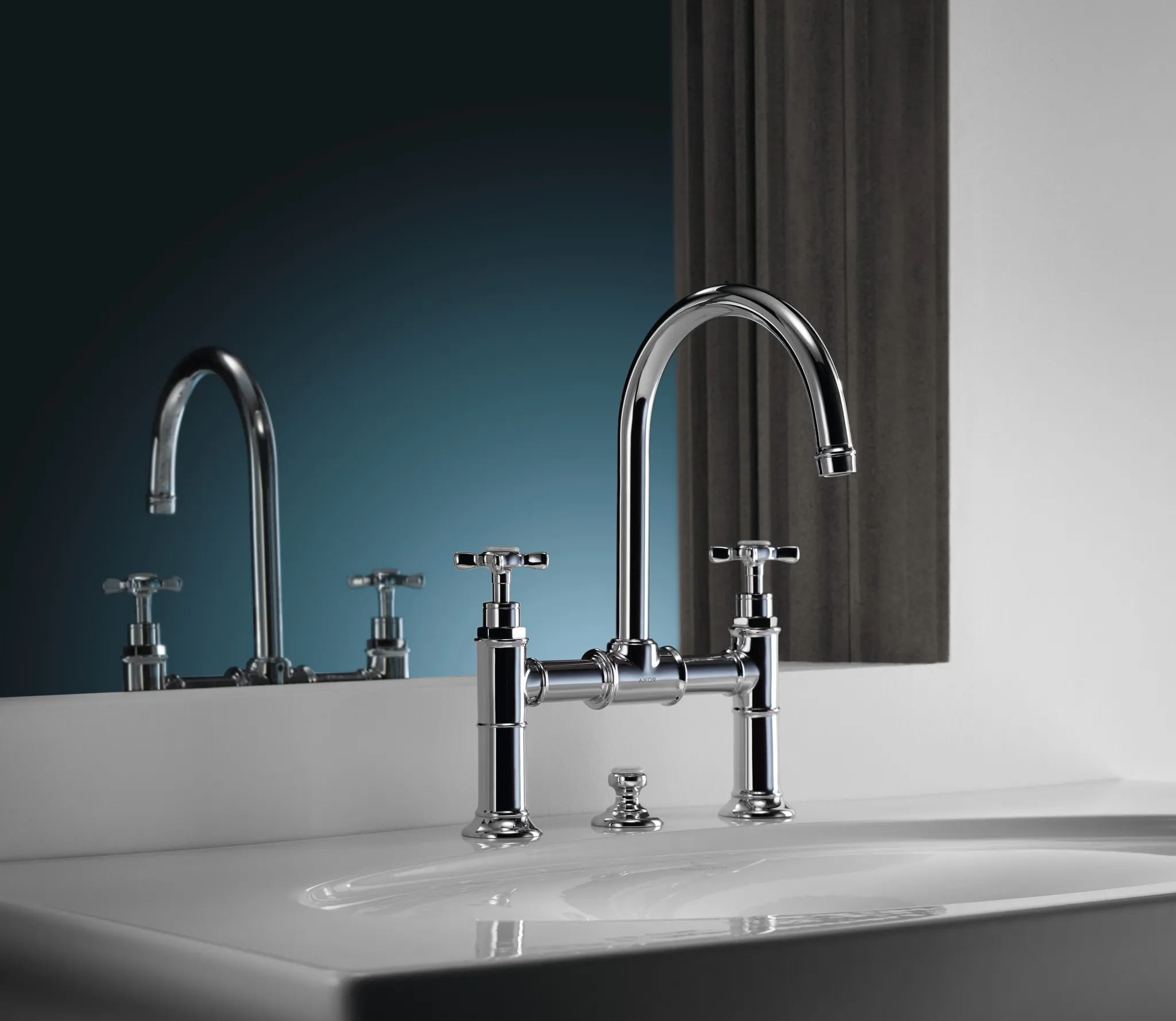 Hansgrohe AXOR Montreux 2-Griff Waschtischarmatur 220 mit Kreuzgriffen und Zugstangen-Ablaufgarnitur, Chrom Hansgrohe AXOR Montreux 2-Griff Waschtischarmatur 220 mit Kreuzgriffen und Zugstangen-Ablaufgarnitur, Chrom