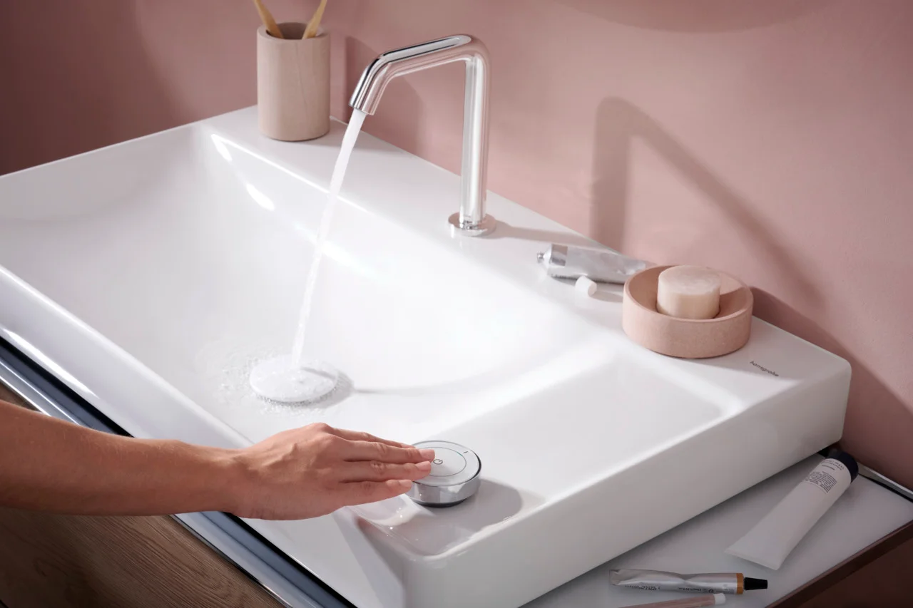 Hansgrohe Xelu Q Waschtisch, Keramik, weiß, 800 x 480 mm, 100 mm Beckenhöhe, wandhängend, mit Ablage rechts und SmartClean-Glasur Hansgrohe Xelu Q Waschtisch, Keramik, weiß, 800 x 480 mm, 100 mm Beckenhöhe, wandhängend, mit Ablage rechts und SmartClean-Glasur