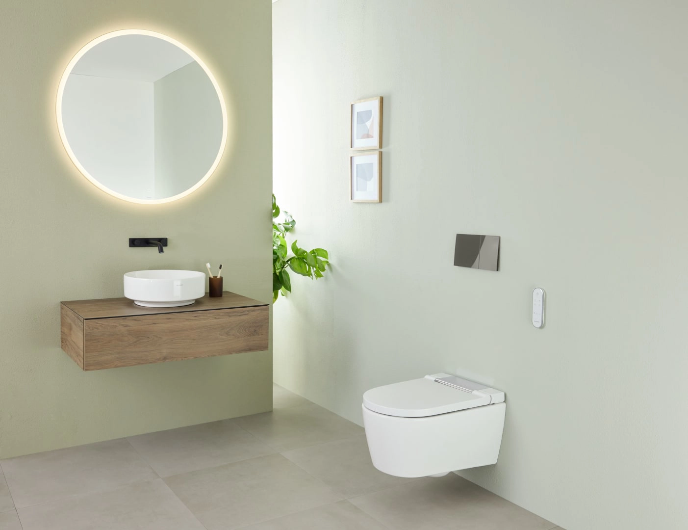 Geberit Wand-Dusch-WC Komplettanlage AquaClean „Sela“ in glanzchrom, Befestigung sichtbar, ohne Spülrand