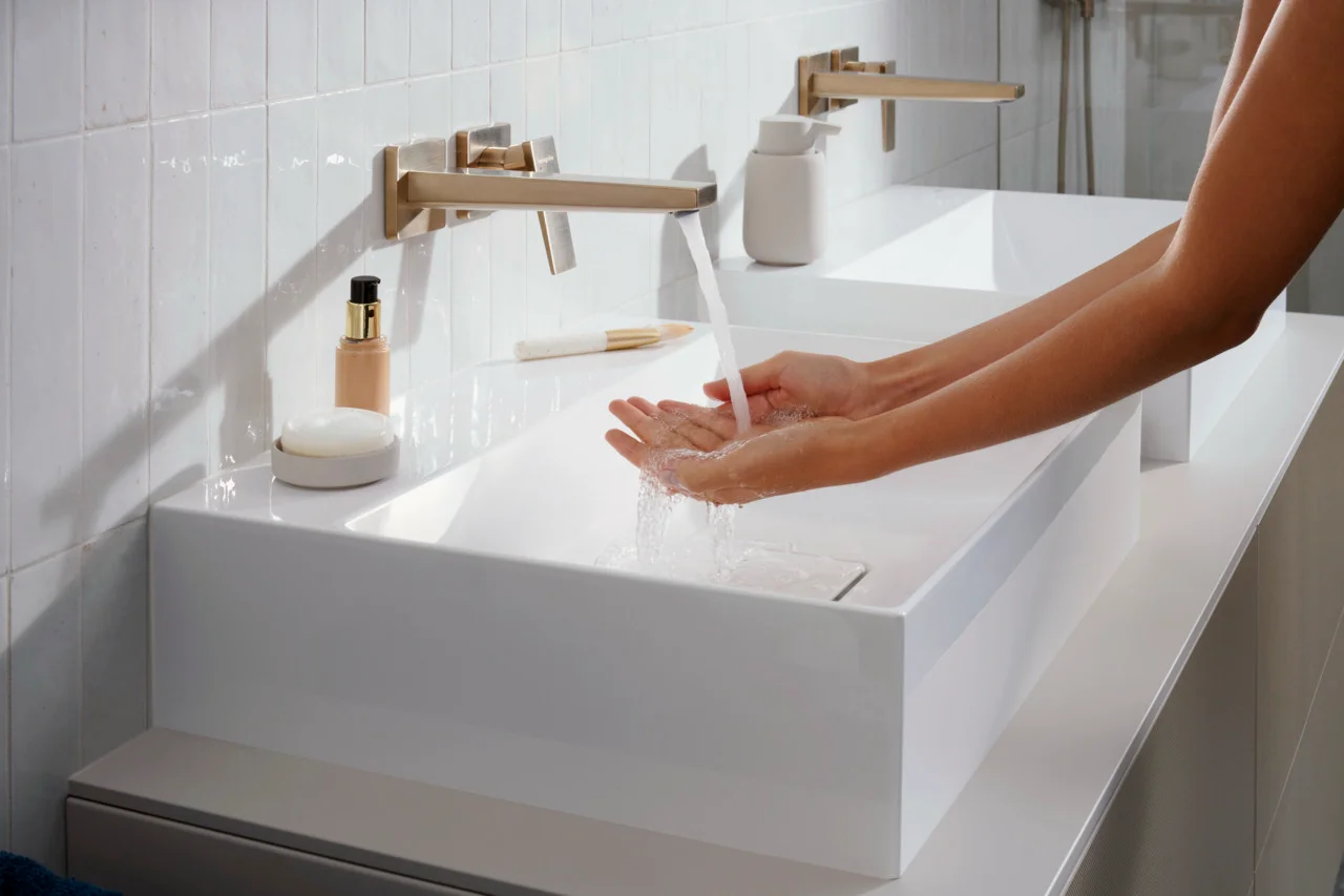 Hansgrohe Xevolos E Aufsatzwaschtisch, Keramik, weiß, 600x480 mm, 140 mm Höhe, ohne Hahnloch und Überlauf Hansgrohe Xevolos E Aufsatzwaschtisch, Keramik, weiß, 600x480 mm, 140 mm Höhe, ohne Hahnloch und Überlauf