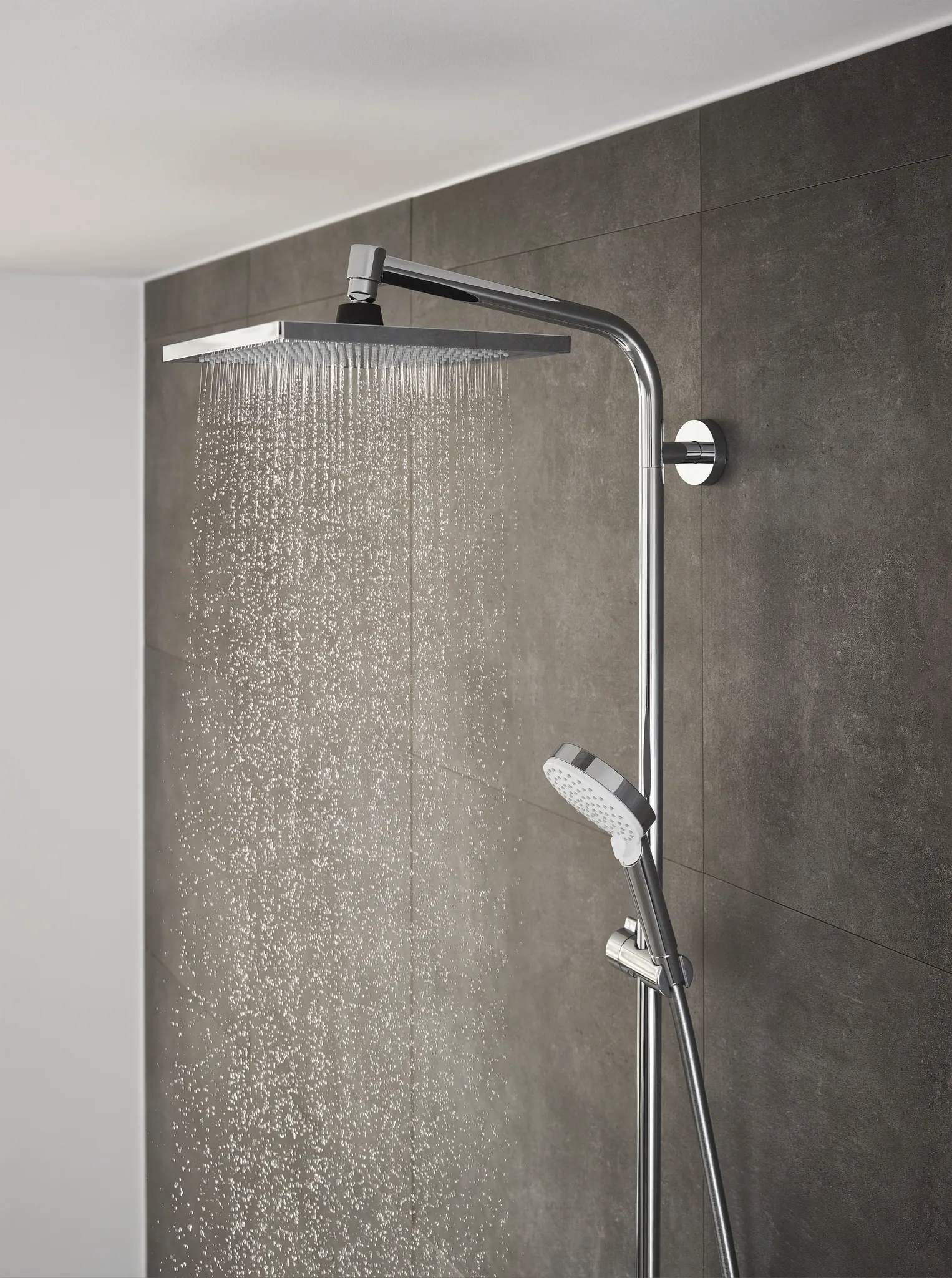 Showerpipe Crometta E 240 chrom Showerpipe Crometta E 240 chrom