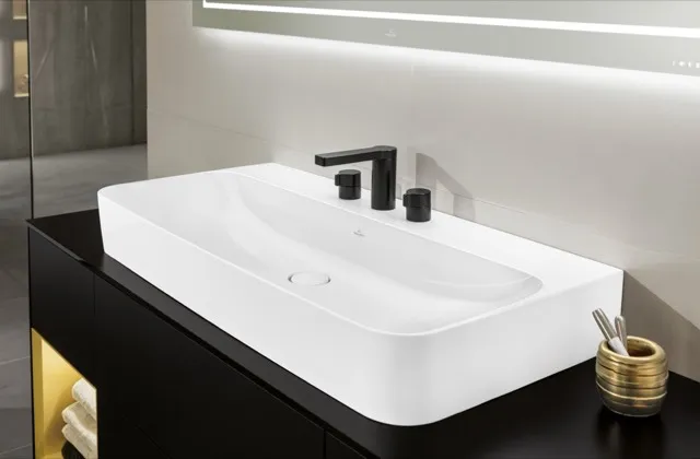 Villeroy & Boch Wandwaschtisch aus TitanCeram geschliffen „Finion“ 1000 × 470 × 165 mm, mit Hahnlochbohrung, Hahnlochposition mittig in Weiß Alpin, mit CeramicPlus Villeroy & Boch Wandwaschtisch aus TitanCeram geschliffen „Finion“ 1000 × 470 × 165 mm, mit Hahnlochbohrung, Hahnlochposition mittig in Weiß Alpin, mit CeramicPlus