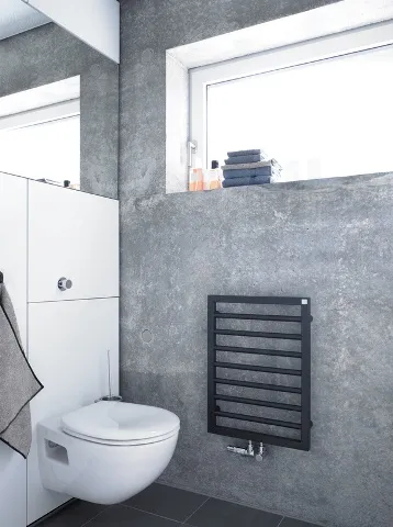 Zehnder Design-Heizkörper „Subway“ für Warmwasser-Zentralheizung oder gemischten Betrieb mit 50 mm-Mittelanschluss 45 × 61,3 cm in Ruby Red (RAL 3003, glänzend) Zehnder Design-Heizkörper „Subway“ für Warmwasser-Zentralheizung oder gemischten Betrieb mit 50 mm-Mittelanschluss 45 × 61,3 cm in Ruby Red (RAL 3003, glänzend)