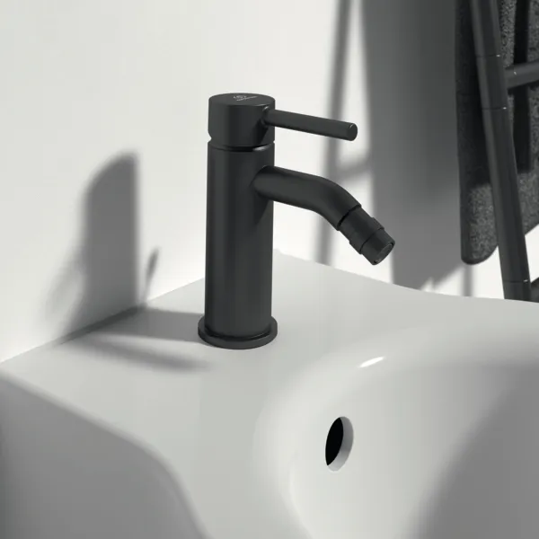 Bidetarmatur Ceraline, mit Ablaufgarnitur, Ausladung 106mm, Chrom Bidetarmatur Ceraline, mit Ablaufgarnitur, Ausladung 106mm, Chrom