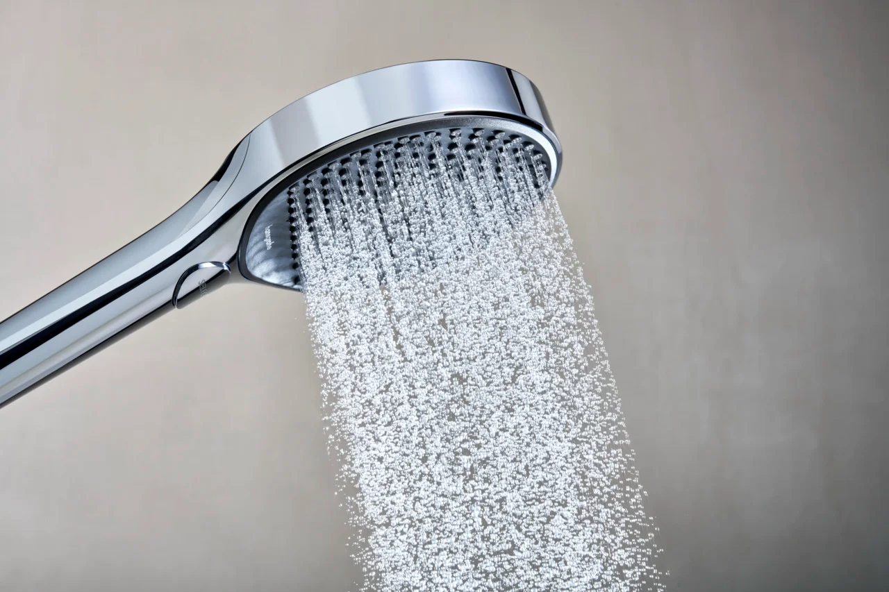 Hansgrohe Rainfinity Handbrause 130 mm, 3 Strahlarten, EcoSmart, Chrom, max. Durchfluss 8,5 l/min