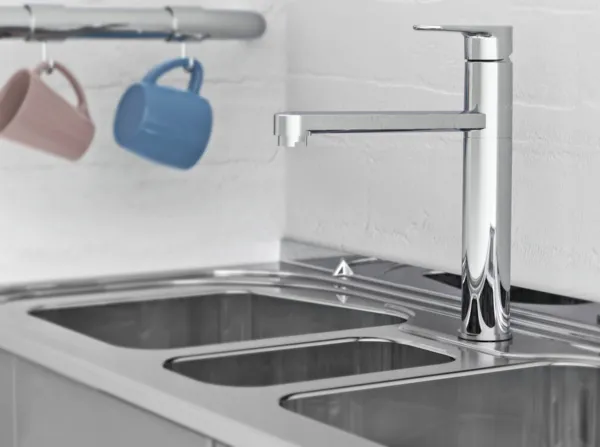 Küchenarmatur Cerafine O, H180, mit hohem Rohrauslauf, Ausladung 205 mm, Chrom Küchenarmatur Cerafine O, H180, mit hohem Rohrauslauf, Ausladung 205 mm, Chrom