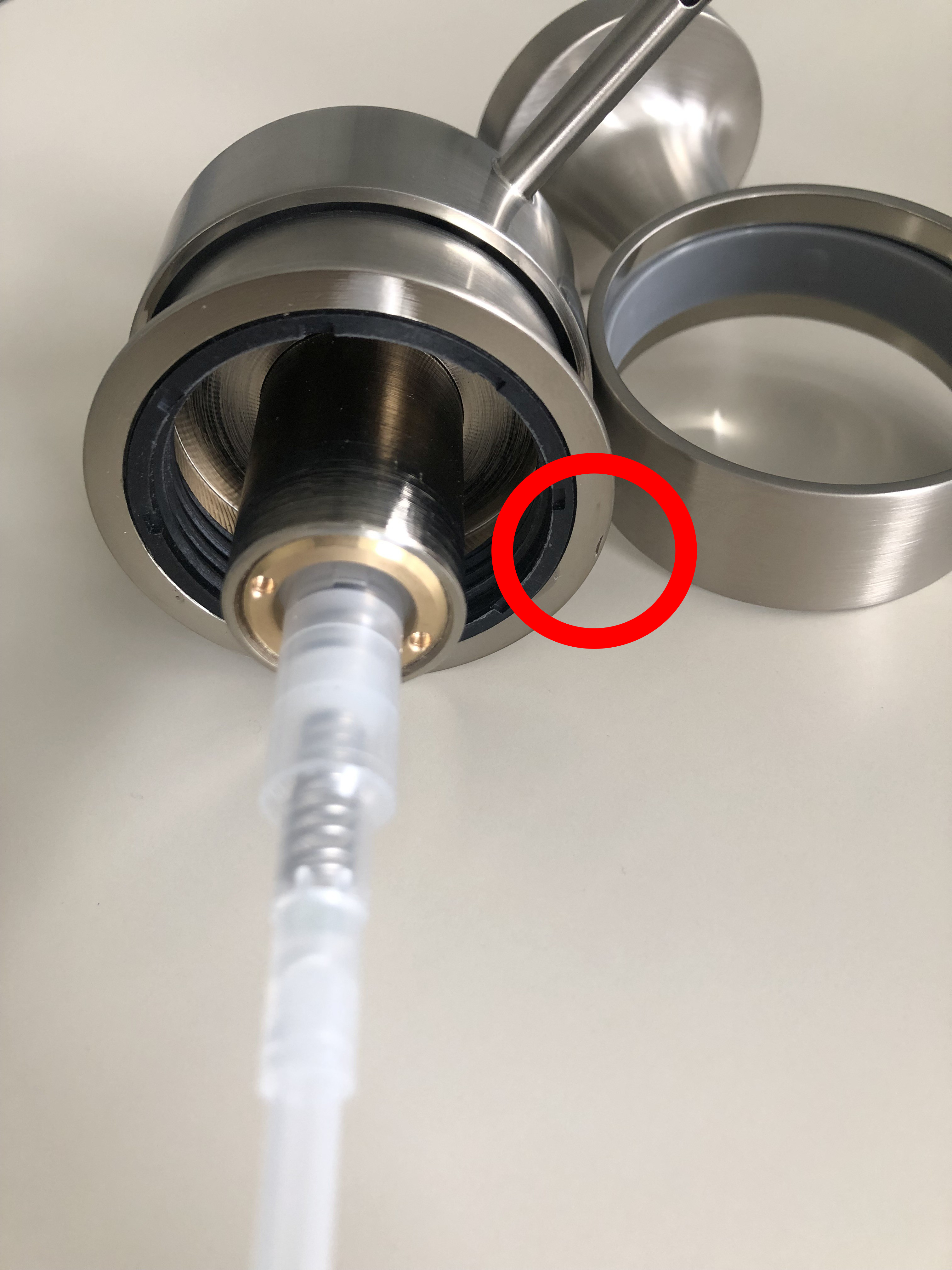 Duravit Seifenspender „Starck T“, Befestigung verdeckt 6 × 17,6 cm in Edelstahl gebürstet 0099357000 - B-Ware Duravit Seifenspender „Starck T“, Befestigung verdeckt 6 × 17,6 cm in Edelstahl gebürstet 0099357000 - B-Ware