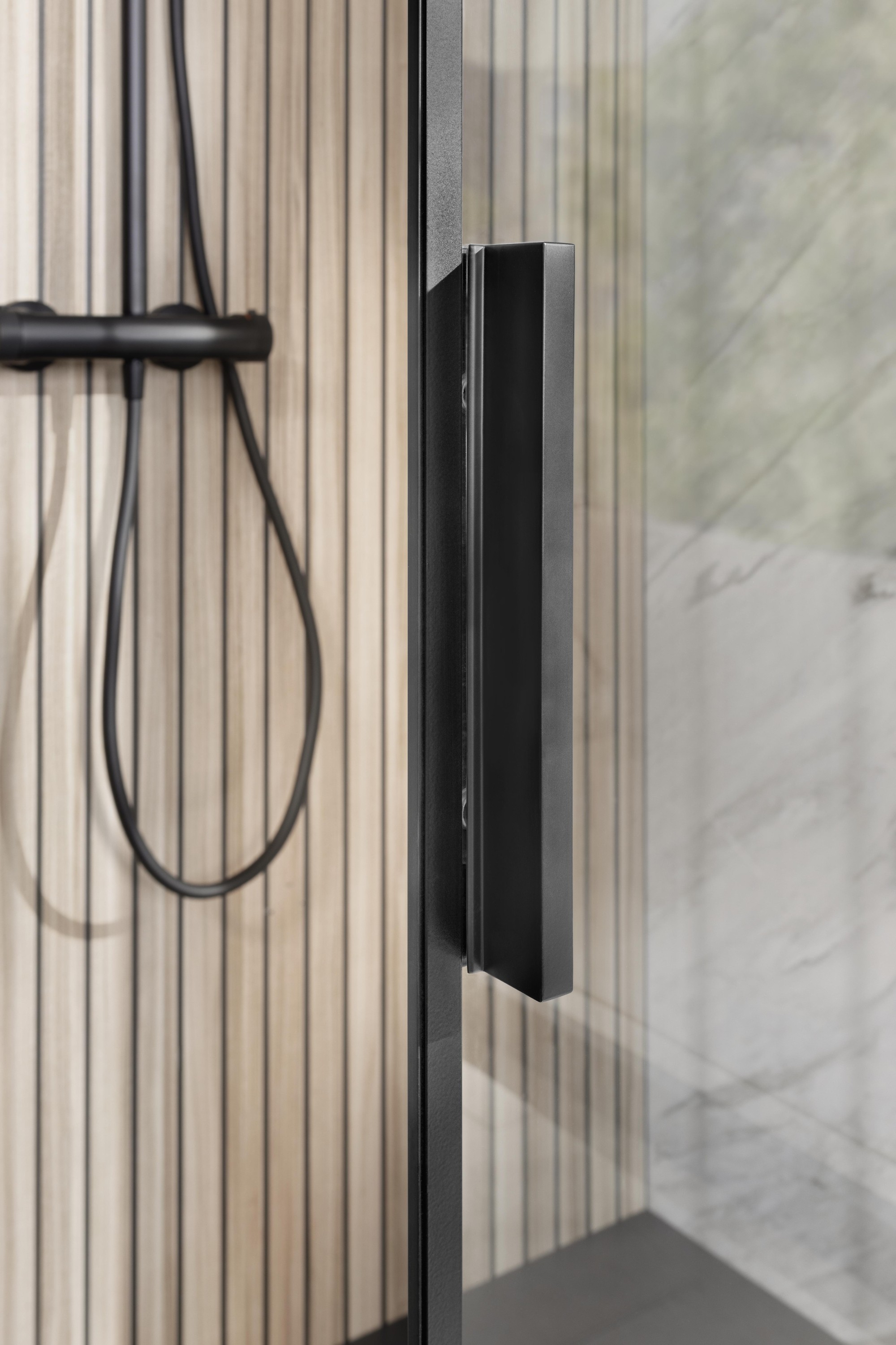 HSK teilgerahmte Duschabtrennung Schiebetür 2-teilig „Atelier Plan“ 120 cm Glas Mattierung mittig (65 cm), Profile Chromoptik (Alu Hochglanz poliert) HSK teilgerahmte Duschabtrennung Schiebetür 2-teilig „Atelier Plan“ 120 cm Glas Mattierung mittig (65 cm), Profile Chromoptik (Alu Hochglanz poliert)
