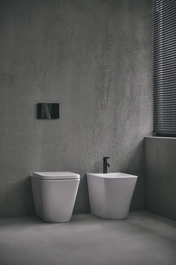 Ideal Standard Bidet „BlendCube“, Befestigung verdeckt 35,5 × 56 × 40 cm in Weiß Ideal Standard Bidet „BlendCube“, Befestigung verdeckt 35,5 × 56 × 40 cm in Weiß