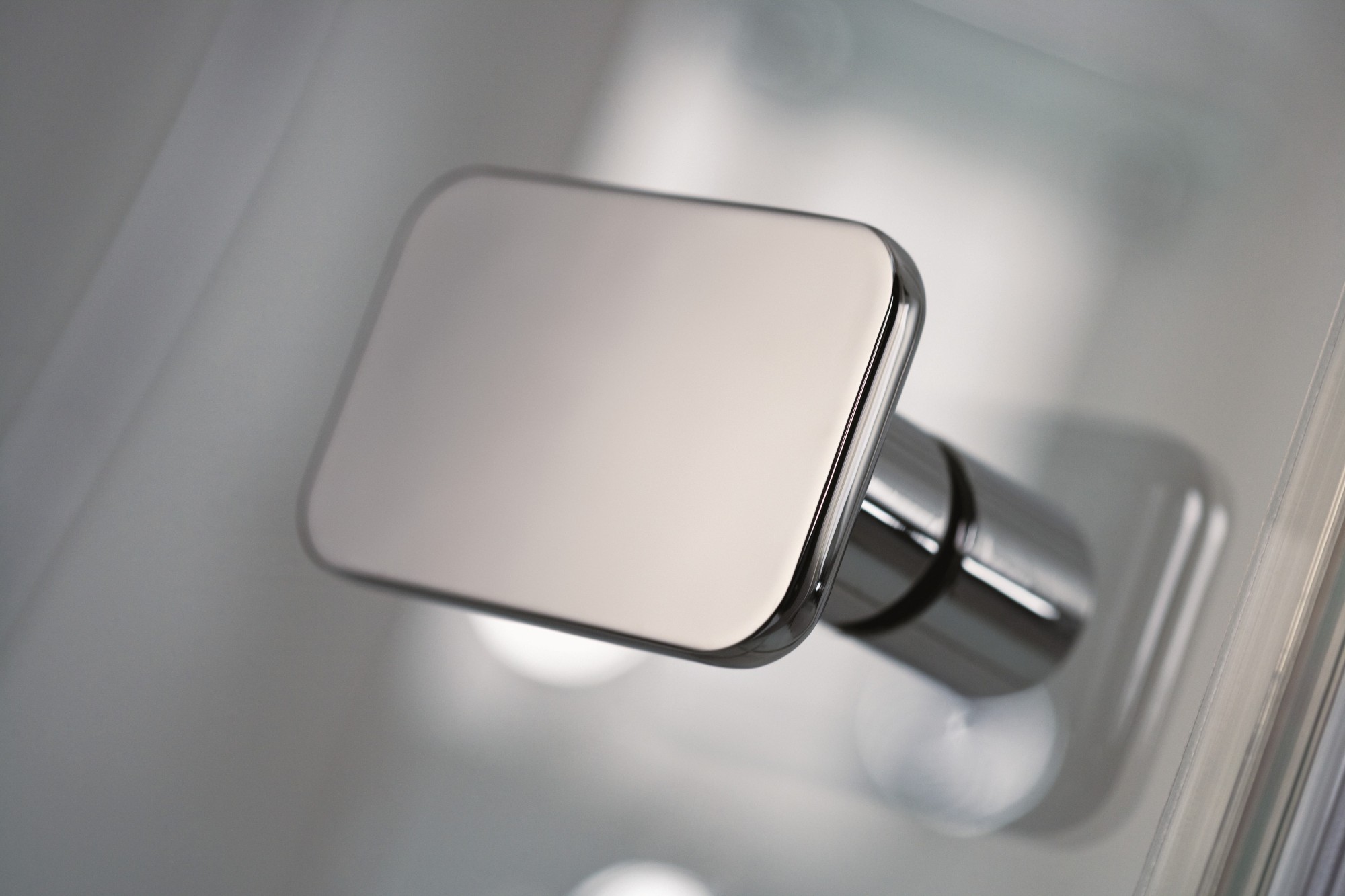 HSK teilgerahmte Runddusche pendelbar „Premium Softcube“ in Glas Klar hell, H: 2000 mm