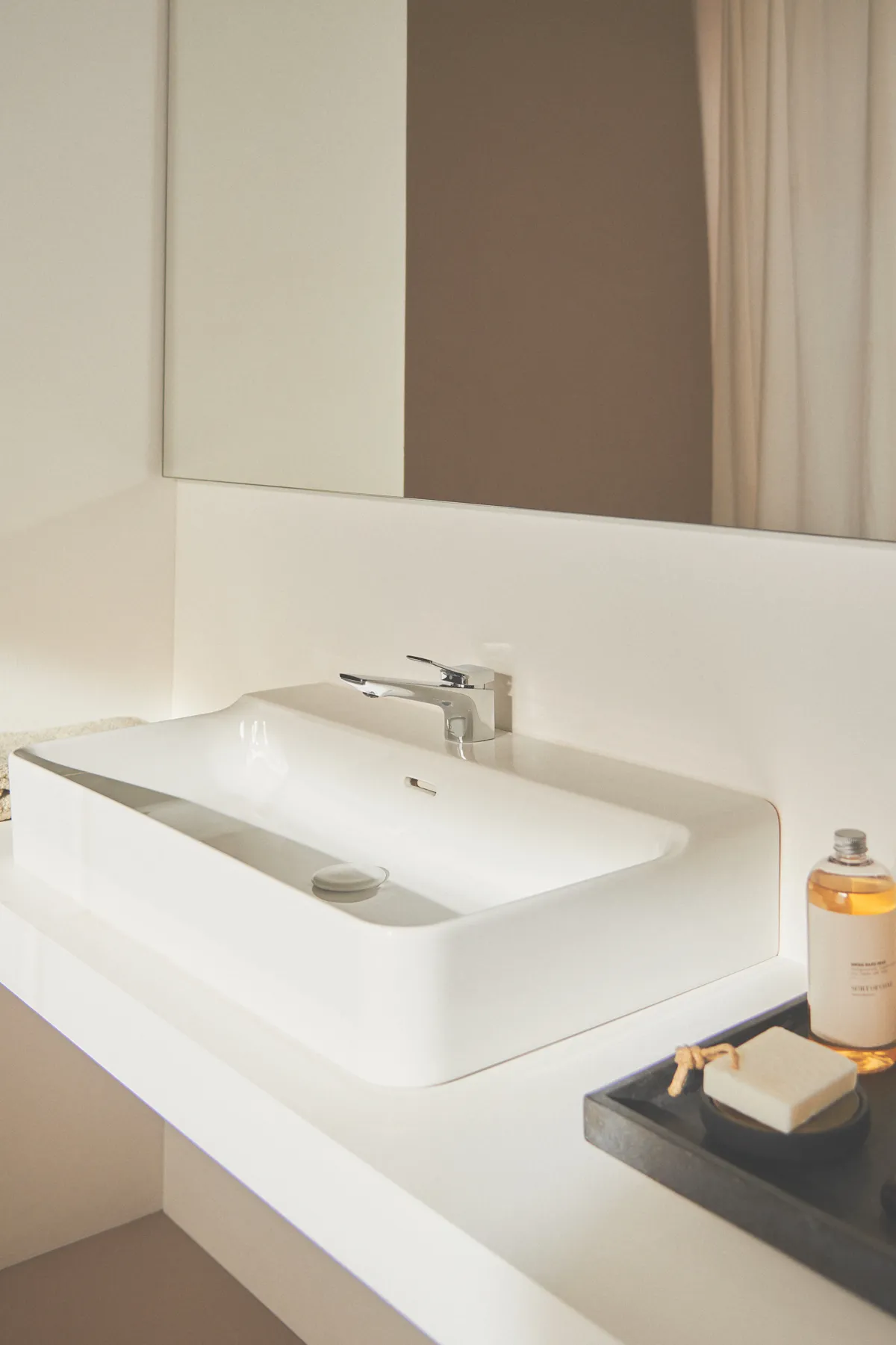 Konsole Conca, 2400x505x80mm, Weiß Konsole Conca, 2400x505x80mm, Weiß