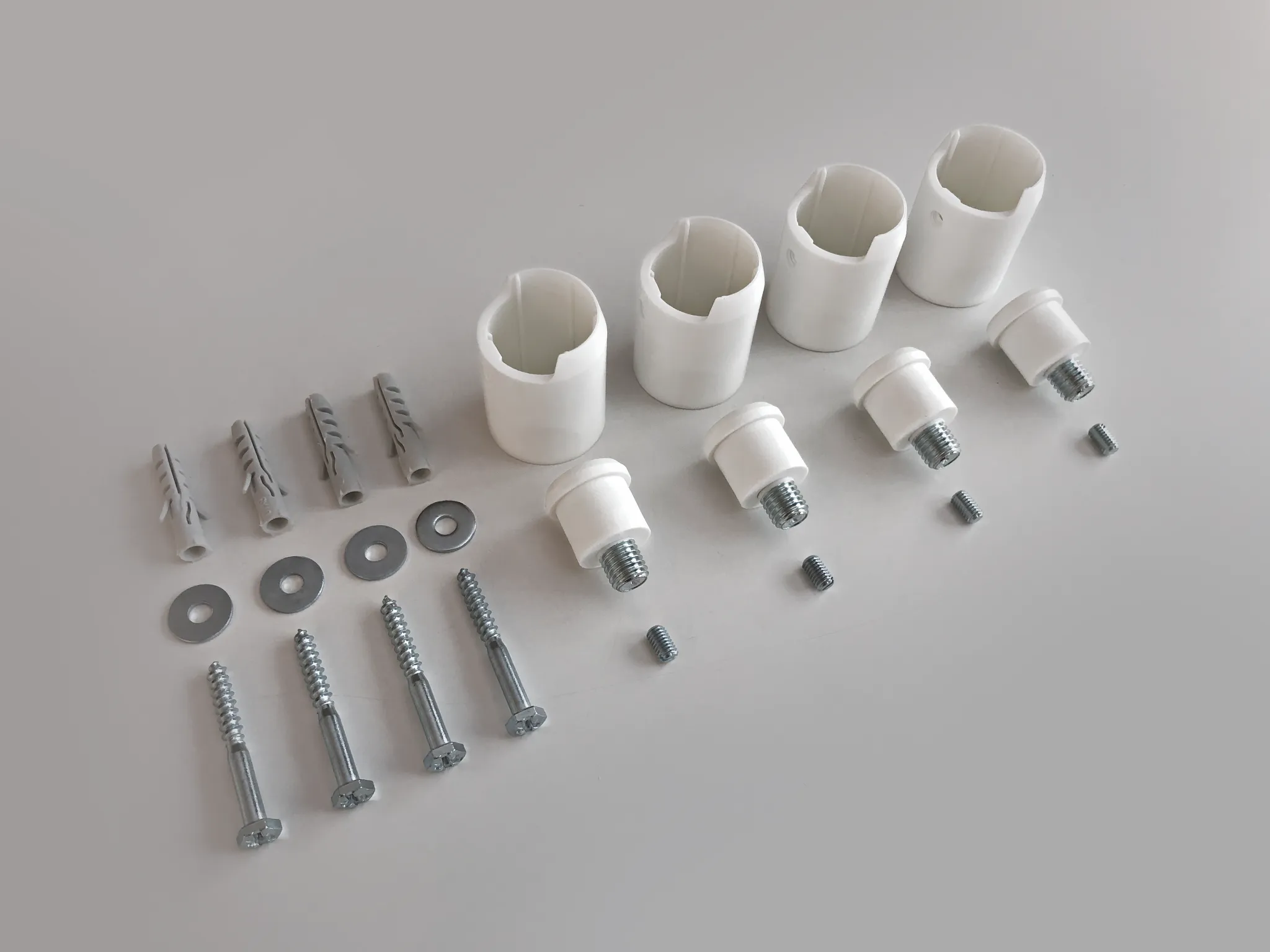 Zehnder Montageset für „Forma Airsystem“ in Sonderlackierung Zehnder Montageset für „Forma Airsystem“ in Sonderlackierung