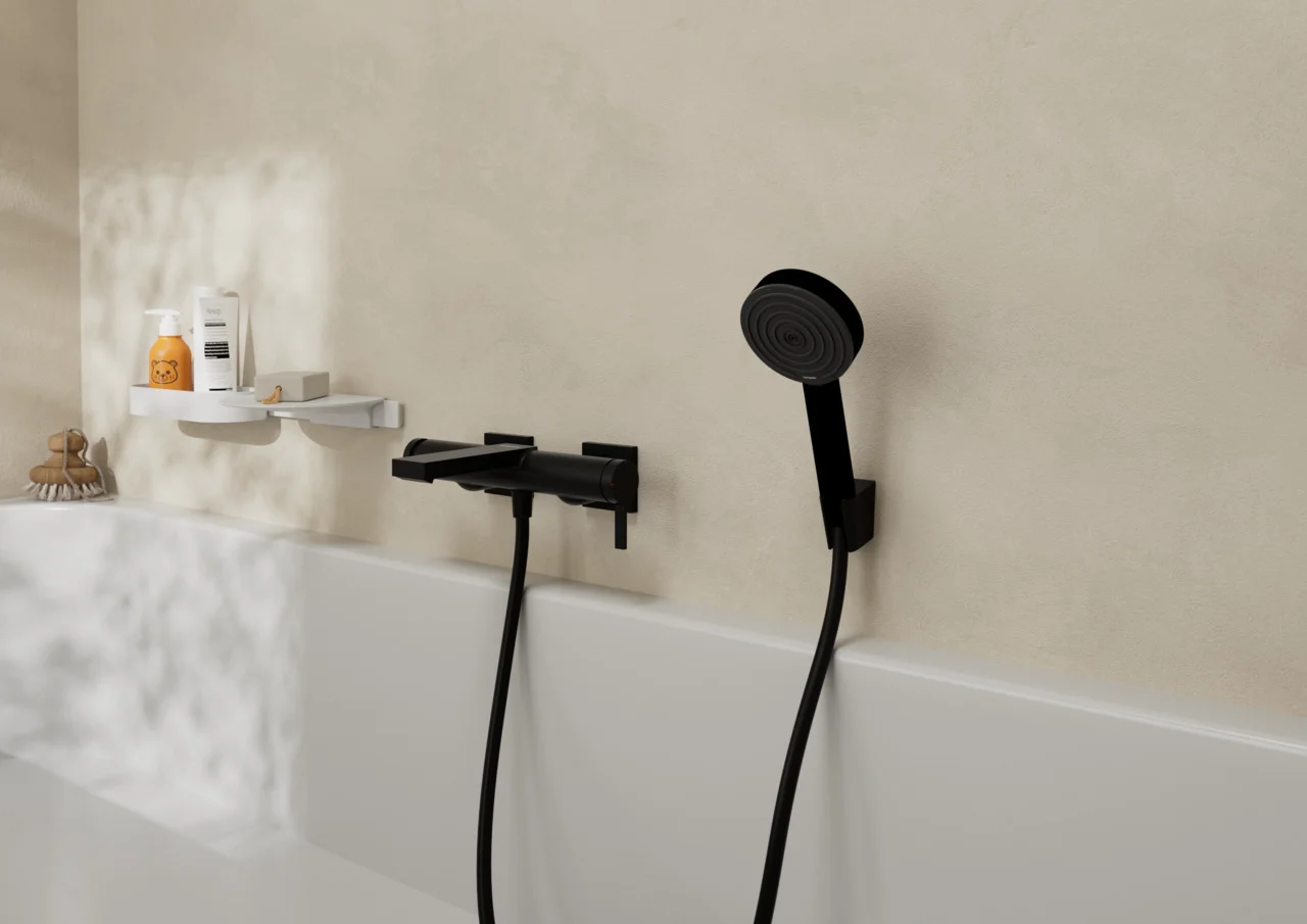 Hansgrohe Tecturis E Einhebel-Wannenmischer Aufputz, Mattschwarz, Ausladung 213 mm, Stichmaß 150 ± 12 mm Hansgrohe Tecturis E Einhebel-Wannenmischer Aufputz, Mattschwarz, Ausladung 213 mm, Stichmaß 150 ± 12 mm