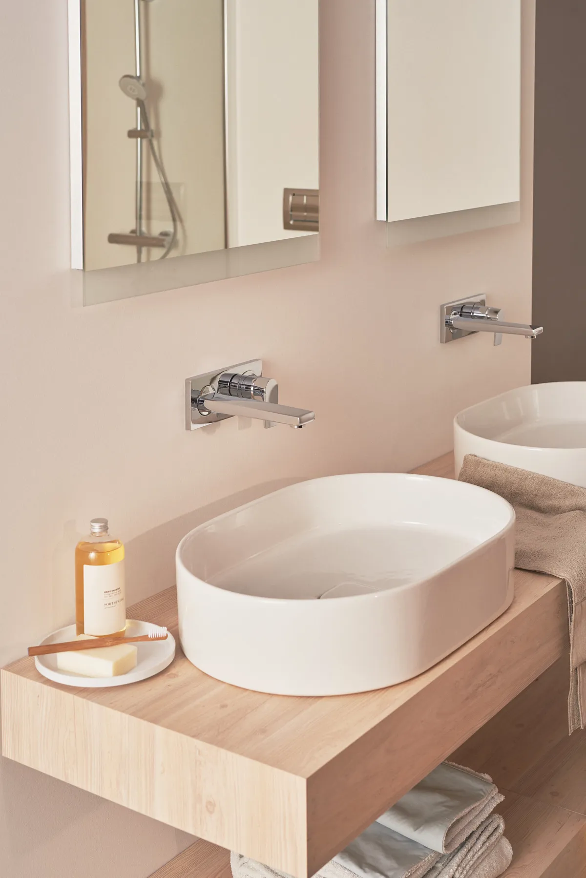 Wand-Waschtischarmatur Unterputz Edge, Bausatz 2, 5 l/min., Ausladung 191mm, Chrom Wand-Waschtischarmatur Unterputz Edge, Bausatz 2, 5 l/min., Ausladung 191mm, Chrom