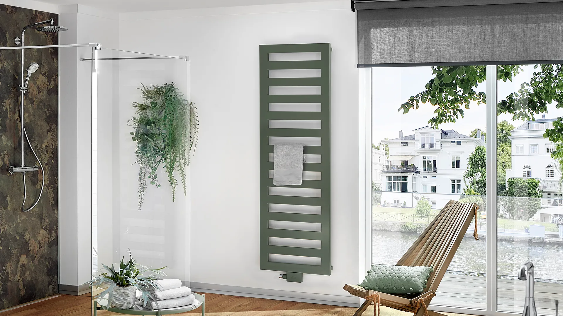 BEMM Badheizkörper Ceroc H1890x030x0600, Mittenanschluss, weiss 9016