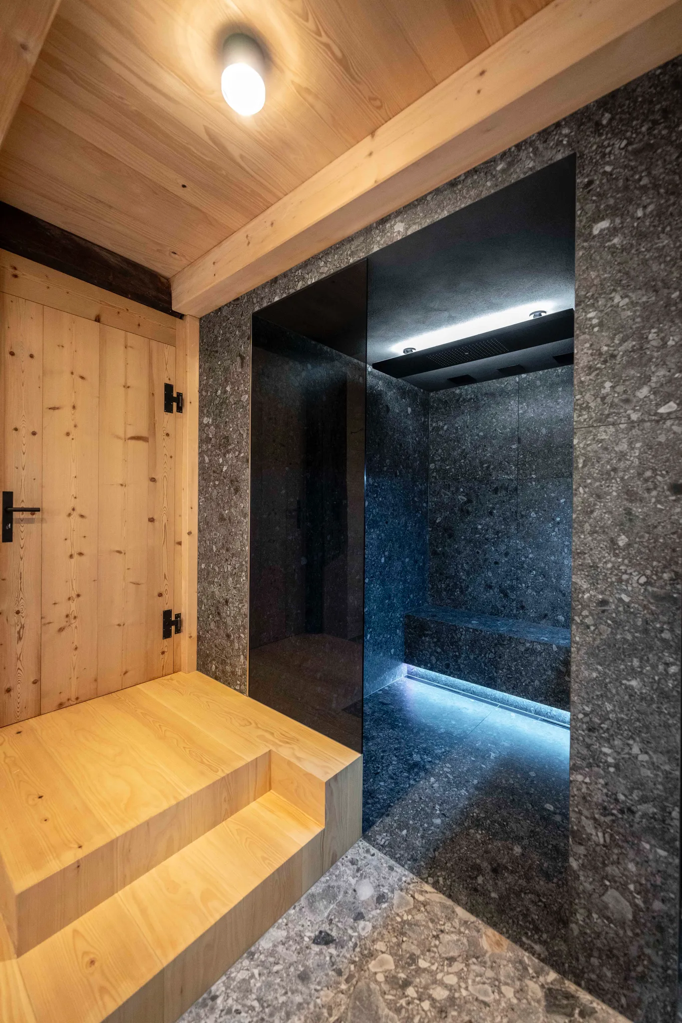 Kopfbrause 1200 4jet Axor ShowerHeaven chrom mit Licht 3500 K Kopfbrause 1200 4jet Axor ShowerHeaven chrom mit Licht 3500 K