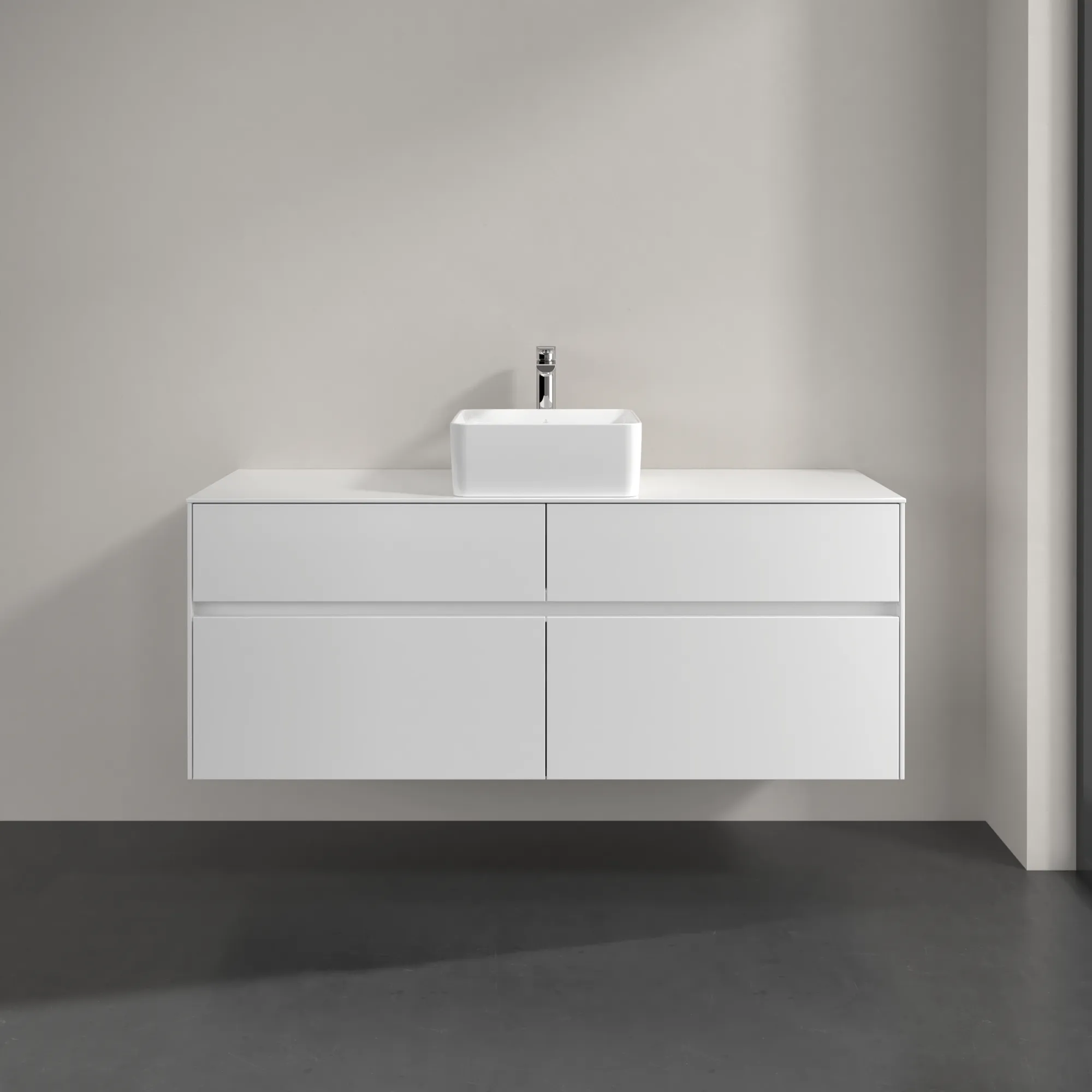 Villeroy & Boch Waschtischunterschrank „Collaro“ 1400 × 548 × 500 mm Glossy White, ohne Beleuchtung, für Becken mittig