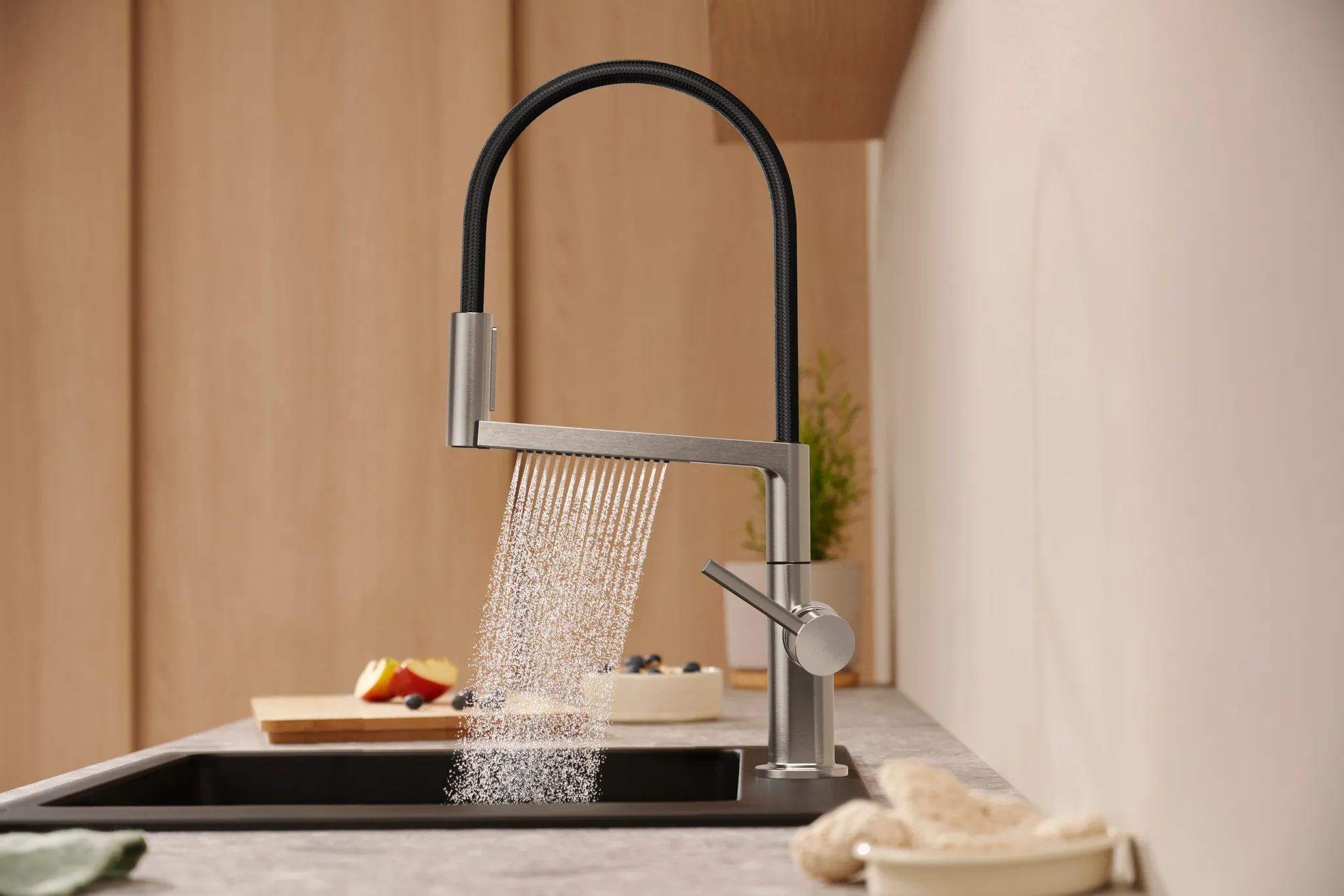 Hansgrohe Talis Select M54 PowderSpray Einhebel-Küchenmischer Semi-Pro, Brushed Black Chrome Hansgrohe Talis Select M54 PowderSpray Einhebel-Küchenmischer Semi-Pro, Brushed Black Chrome