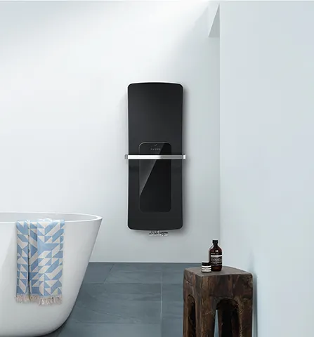 Hybridheizkörper „Folio Hybrid“ 54 × 179,6 cm in schwarz Hybridheizkörper „Folio Hybrid“ 54 × 179,6 cm in schwarz