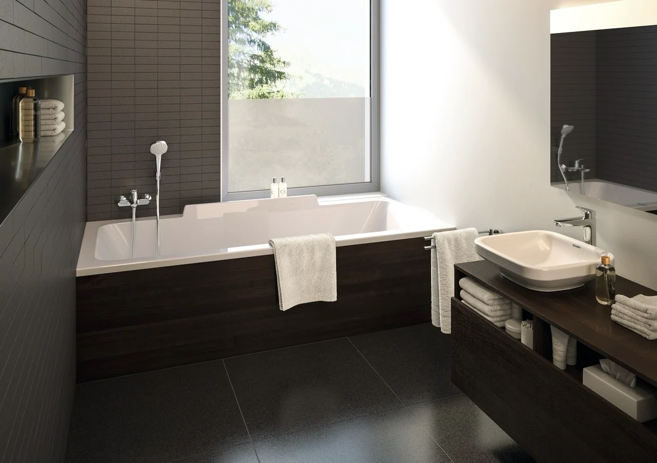 Hansgrohe Logis Einhebel-Wannenmischer Aufputz Chrom, Ausladung 194 mm, Stichmaß 150 ± 12 mm, Normalstrahl, max. Durchfluss 20 l/min Hansgrohe Logis Einhebel-Wannenmischer Aufputz Chrom, Ausladung 194 mm, Stichmaß 150 ± 12 mm, Normalstrahl, max. Durchfluss 20 l/min