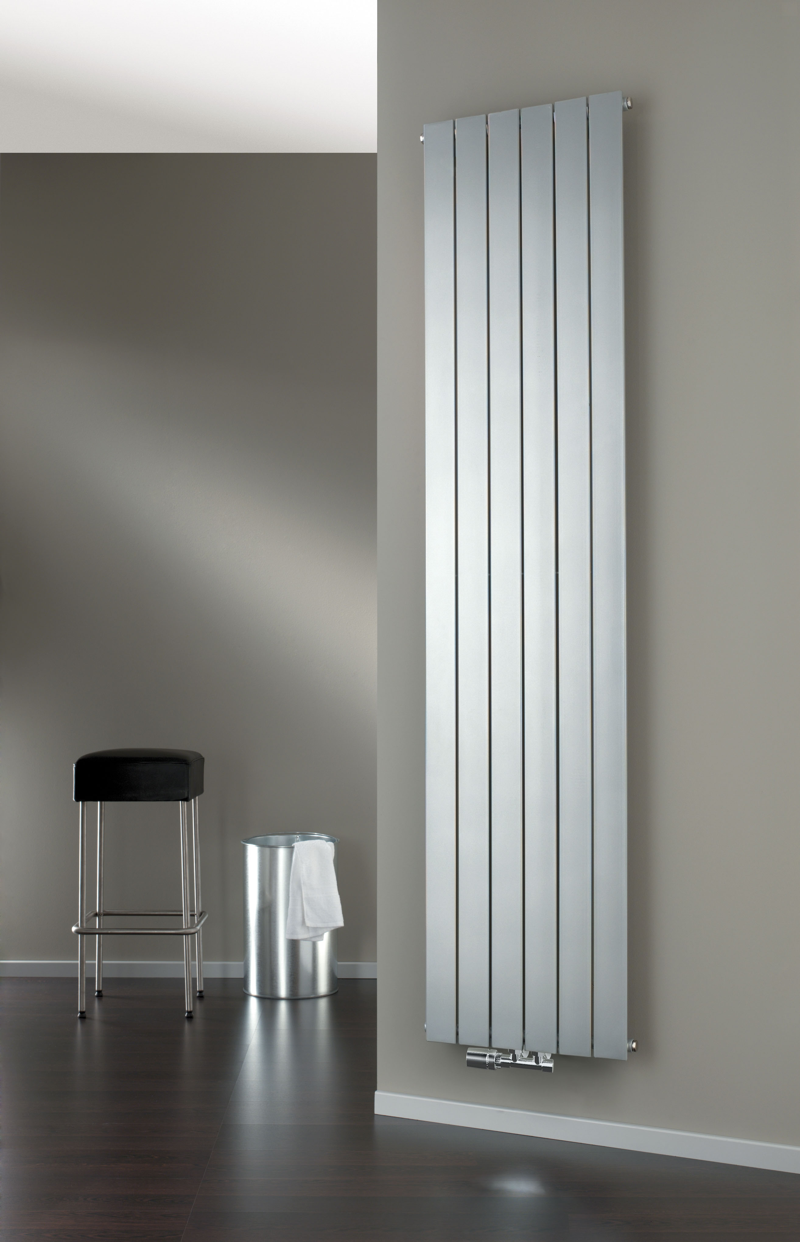 HSK Designheizkörper „Alto“ 60,2 × 200 cm in Sandstein HSK Designheizkörper „Alto“ 60,2 × 200 cm in Sandstein